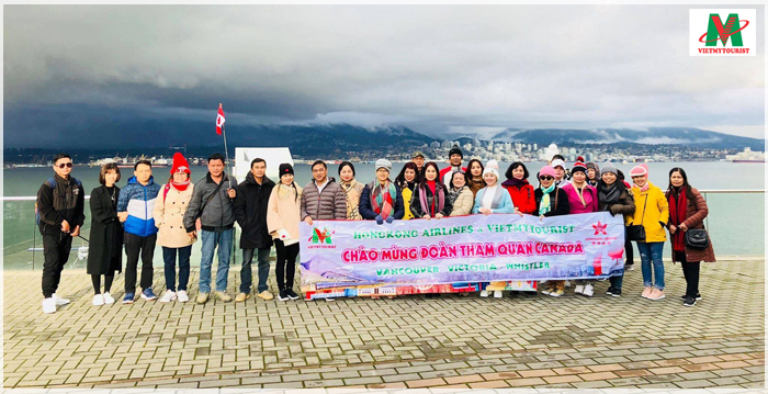 Đoàn khách du lịch Canada cuối tháng 11